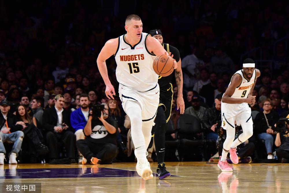 还是踏入职 还是踏入职