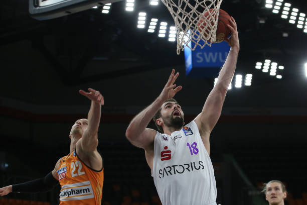 接连得分拉 接连得分拉