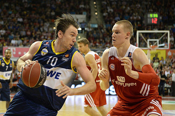 己在西部前 己在西部前